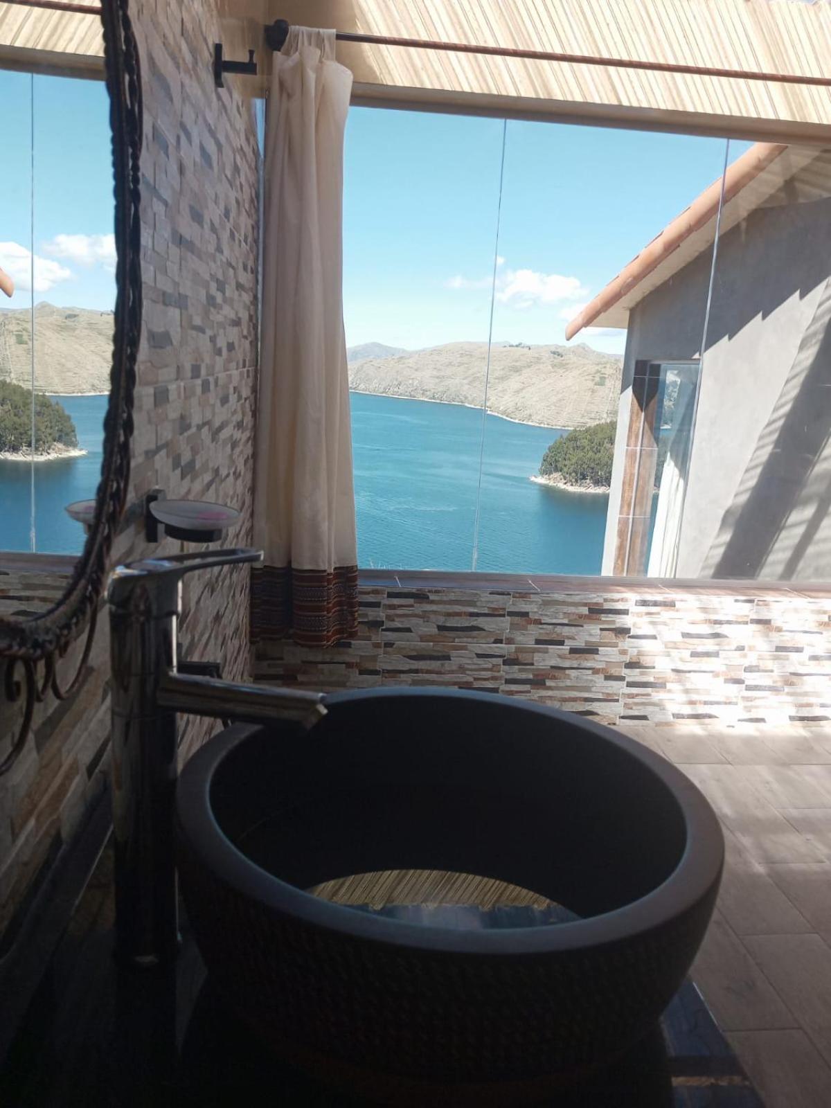 Inti Illimani Lodge Comunidad Yumani Eksteriør billede
